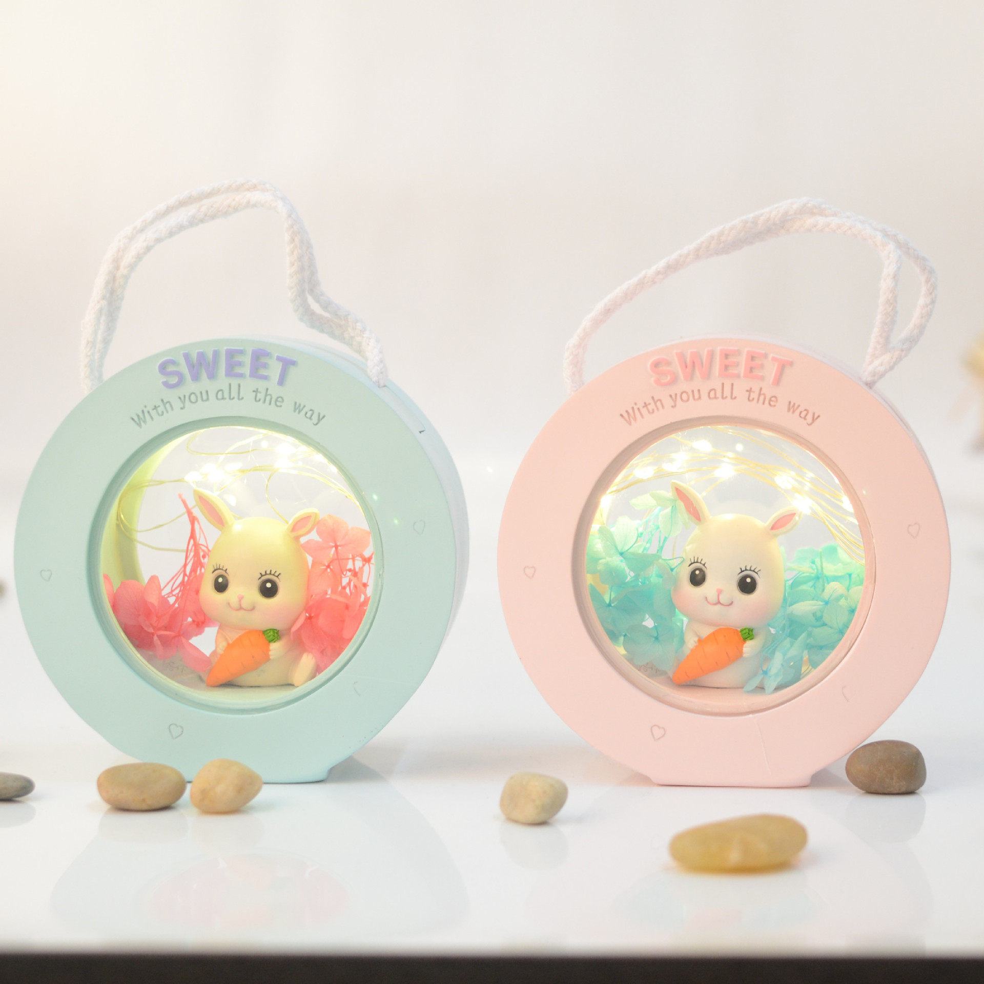 ins可爱兔子小夜灯少女心毕业礼物树脂摆件大白兔模型桌面摆饰