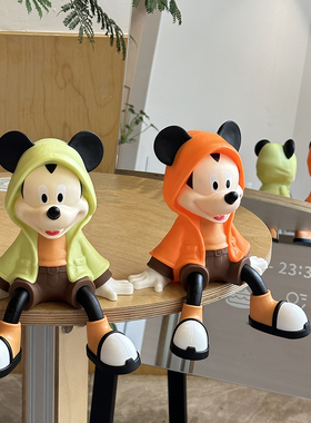 风衣米奇坐姿摆件客厅电视柜装饰入户玄关酒柜高级感小众手办轻奢