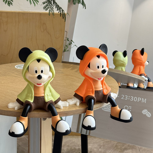 风衣米奇坐姿摆件客厅电视柜装饰