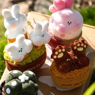 LOGALOGA女神节礼物新年装饰马年多肉植物毛绒盆栽摆件