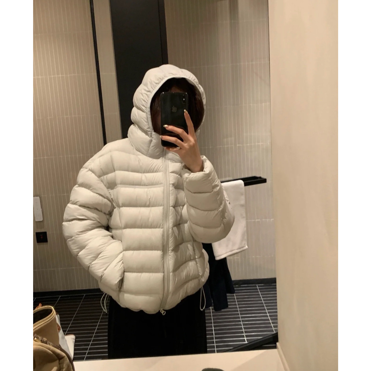 2026新款超好看轻薄排骨羽绒棉服女连帽短款保暖龟背冬季外套女