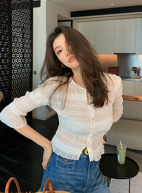 龍喜儿 蕾丝长袖气质白色衬衫女新款设计感镂空小众衬衣Z041