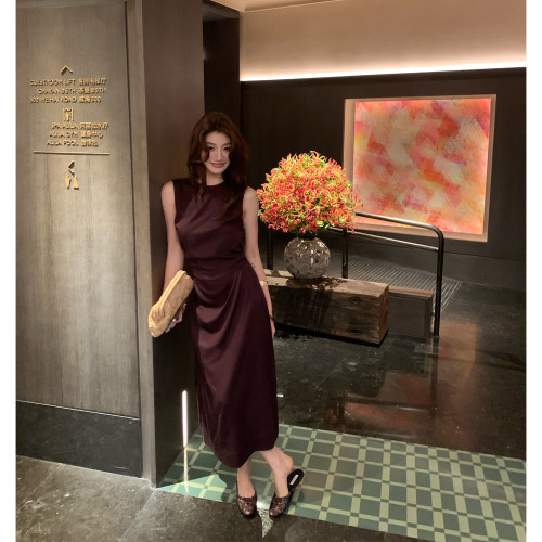 龍喜儿“loo%天丝”法式连衣裙女无袖圆领设计感修身系带长裙A050