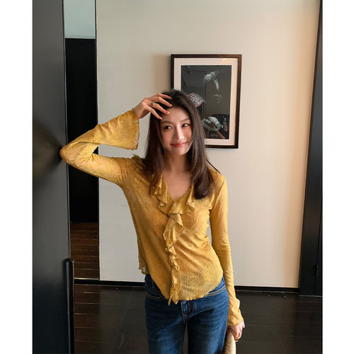 龍喜儿法式优雅v领荷叶边扎染衬衫女刺绣抽褶A字廓形收腰小衫Z982