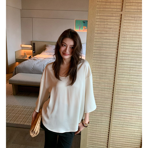 龍喜儿 “冰感凉凉T”醋酸短袖T恤女U领慵懒风落肩七分袖上衣D046