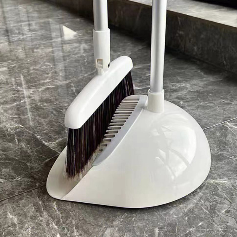 U型磁吸带挂齿扫把簸箕组合