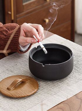 陶瓷大号烟灰缸带盖防飞灰尘个性