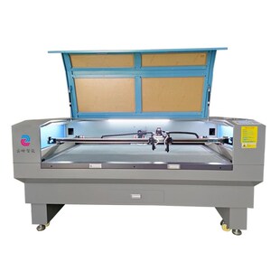 魔术贴异形d贴纸标海切割机 刘光贴商激贴布执勤臂肩号码牌切割机