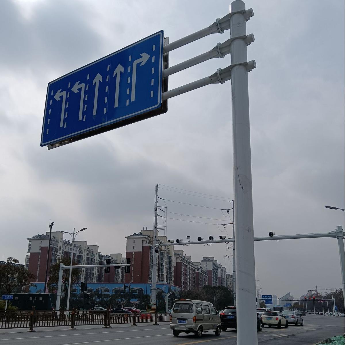 交通标志杆高速型单立柱标志牌杆道路安全反光标志杆铝制热镀锌