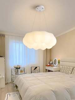 卧室灯房间灯具简约现代创意温馨云朵灯儿童房南瓜吸顶吊灯包安装