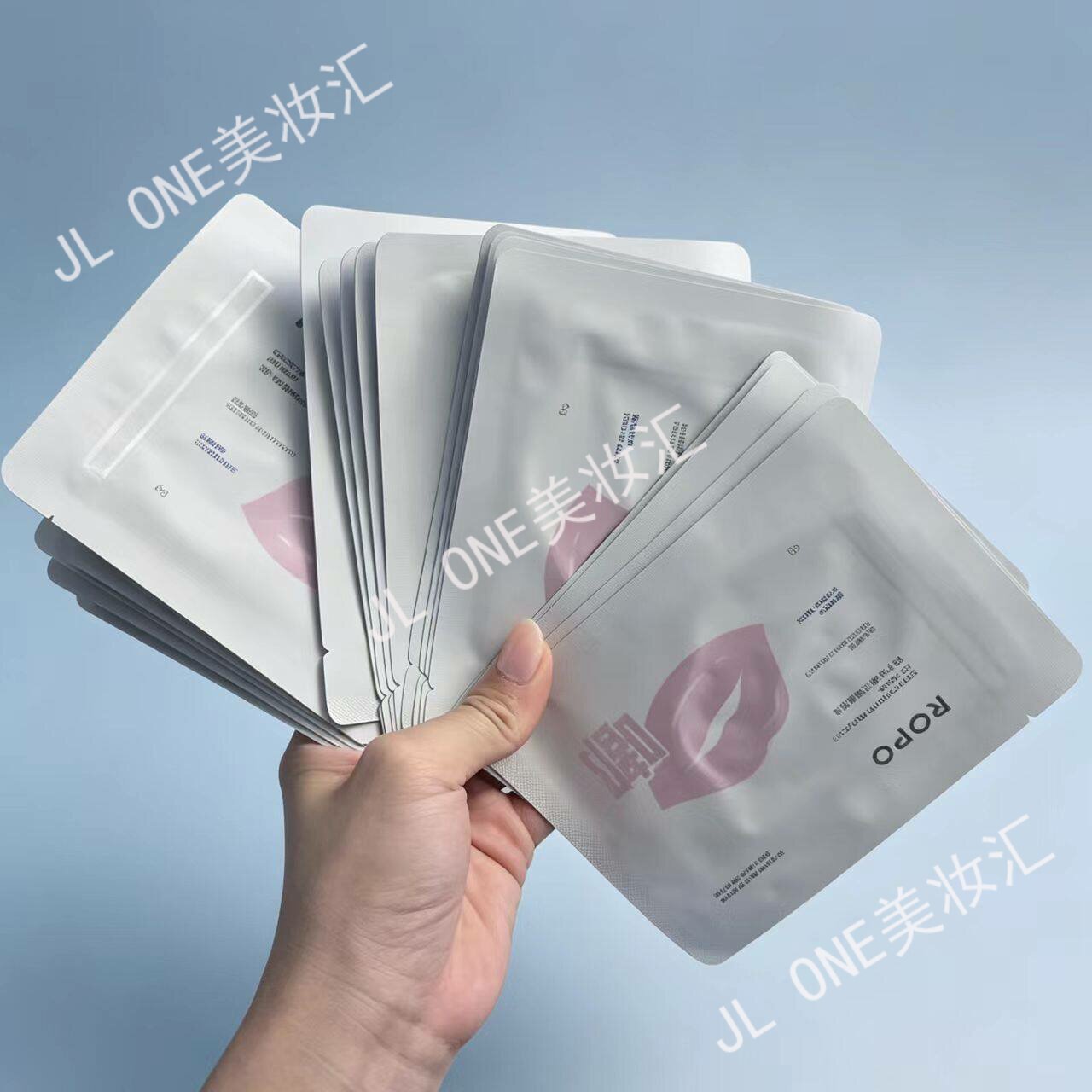 ROPO诺卜水嫩沁润唇膜贴淡化唇纹嘭弹丰润嘟嘟唇补水舒缓修护滋润
