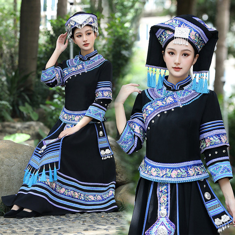 新款三月三壮族成人服装少数民族舞台演出苗族土家族女款长裙刺绣