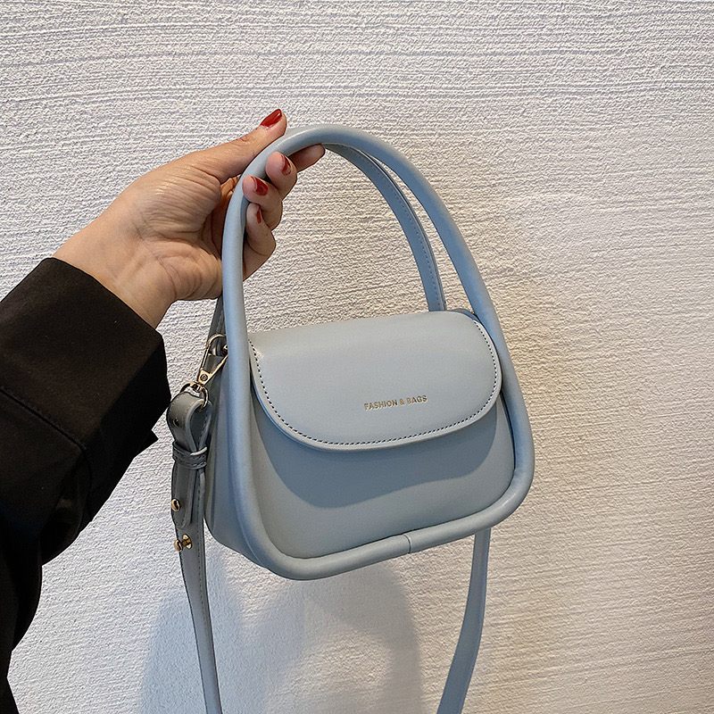 ins超火包包女2025春夏新款小众设计斜挎包高级感洋气单肩手提包