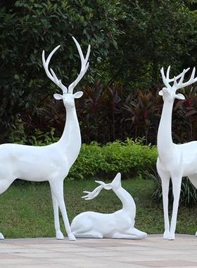 户外彷真梅花鹿玻璃纤维动物白麋鹿雕塑样品屋展示中心花园林景观