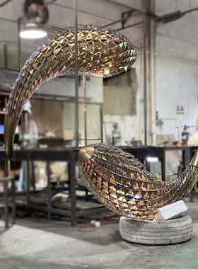 不锈钢雕塑定制电镀鱼镂空景观艺术园林酒店金属亚克力摆件装饰品