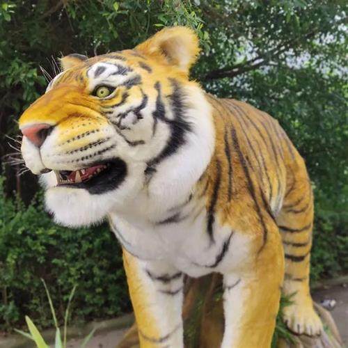 公园大型仿真动物展览装置景区公园电动机械老虎模型厂家直供
