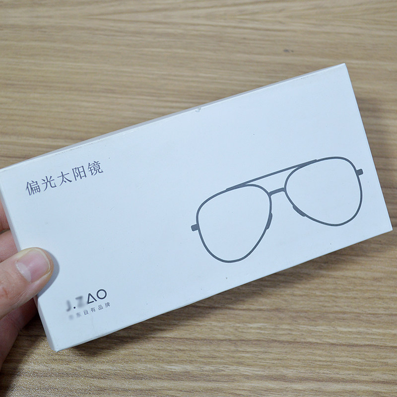 全新原封带包装太阳墨色眼镜