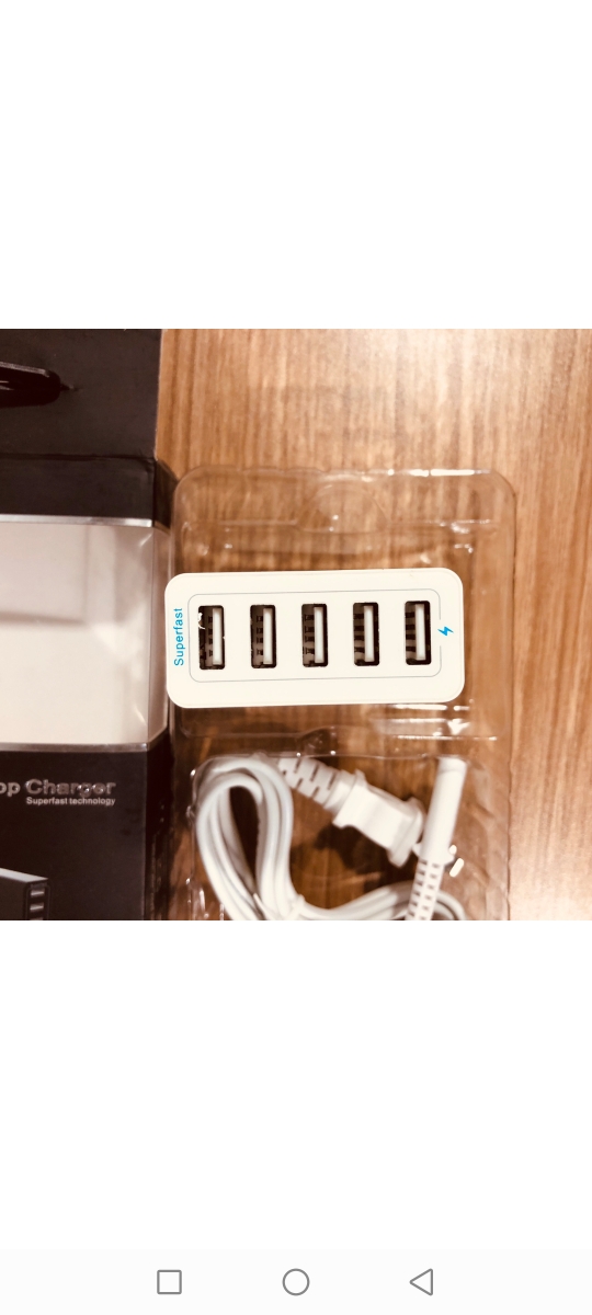 原包装5口USB 快充头做工相当不错，看好拍售出不退