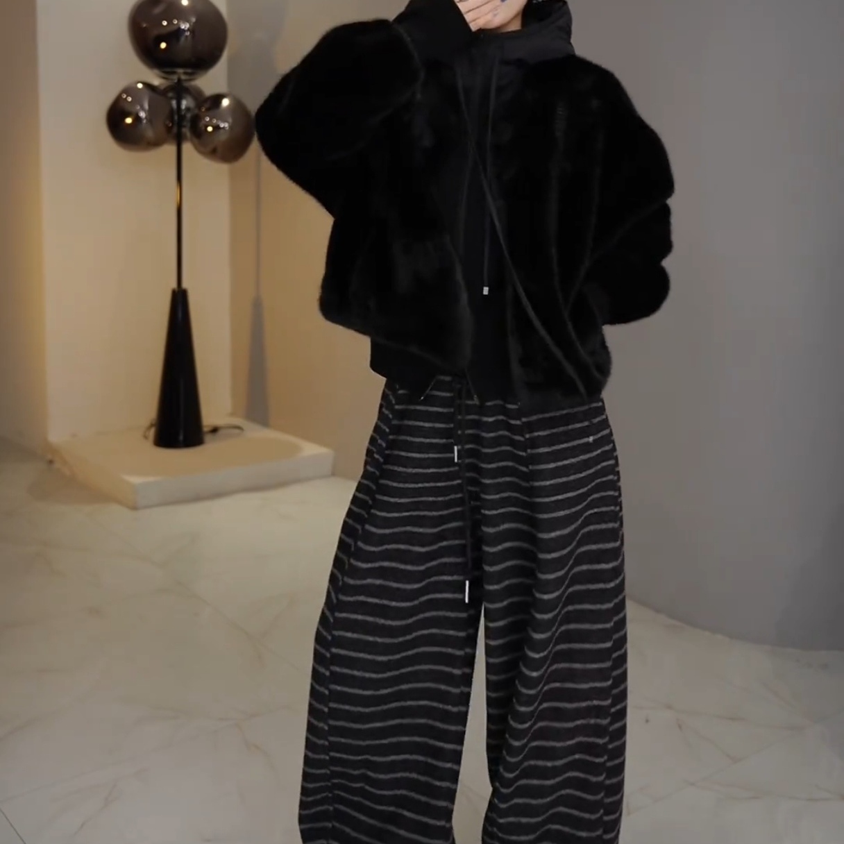 韩系条纹加绒阔腿裤女