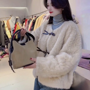 韩系圆领羊羔毛外套女2025冬季新款短款宽松显瘦加厚保暖毛毛上衣