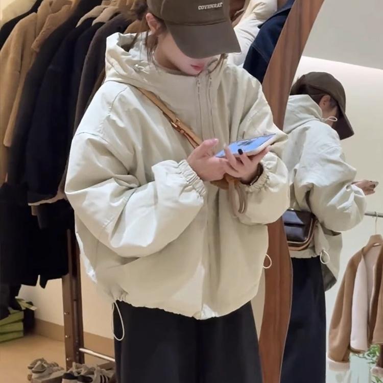 粉奈悦短款加棉连帽冲锋衣外套