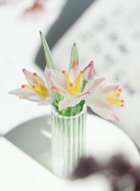 琉璃手作彷真百合插花桌面摆件寓意祝福迷你微缩永生花装饰品礼物