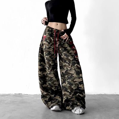 美式复古迷彩烫钻阔腿街舞卫裤
