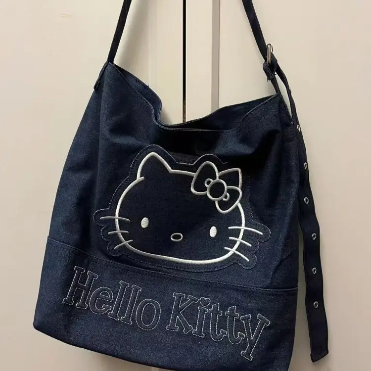 MINISO名创优品凯蒂猫经典牛仔大挎包大容量斜挎包休闲帆布包学生