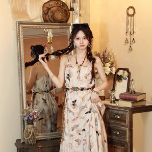 波西米亚复古甜美长裙蝴蝶印花连衣裙超仙碎花串珠宽松显瘦