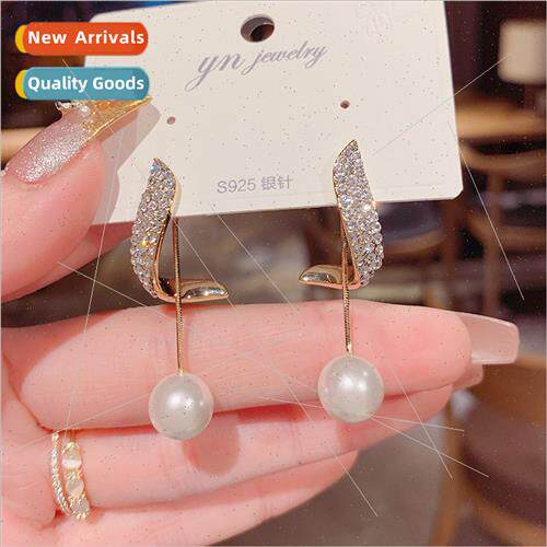 Earrings senior full diamond twisted ring pearl a two wear e