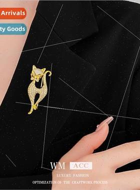 Electroplated Cat Zirconia Cat Eye Stone Brooch Delicate Pin
