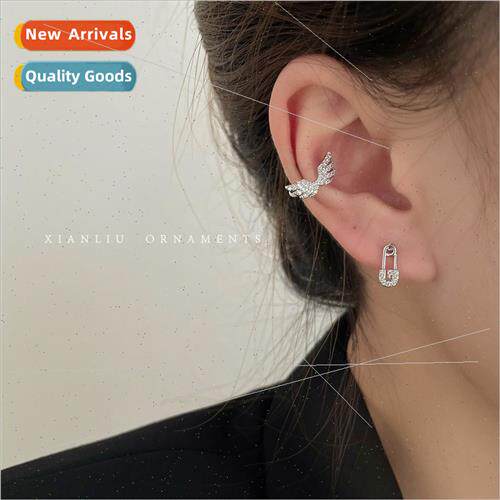 Copper zirconia asymmetric earrings female 2022 new tide ear