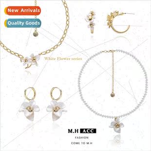 lies Pendant Necklace Women Pearls Fashion Collar Chain Wind
