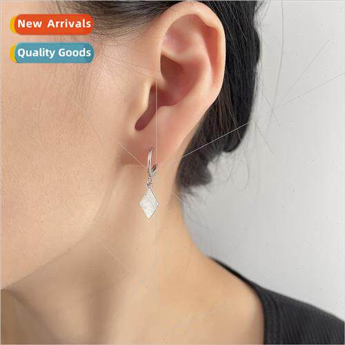 Geometric diamond ear buckle Wang Yibo star simple earrings