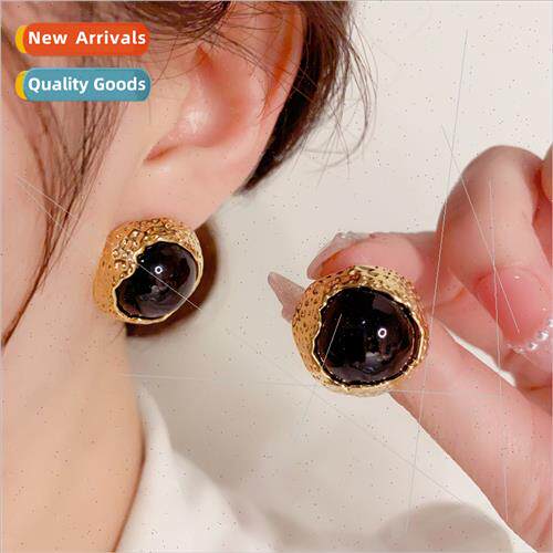 Korea fashion simple metal round earrings female French retr