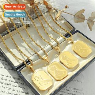 Europe ins vintage model square necklace tanium steel platin