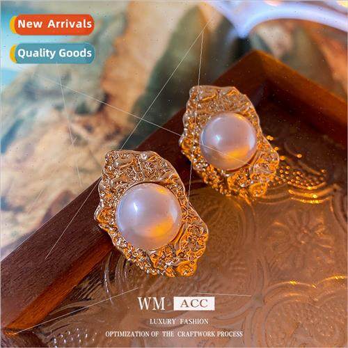 Irregular geometric folds pearl ear clips elegant whout ear