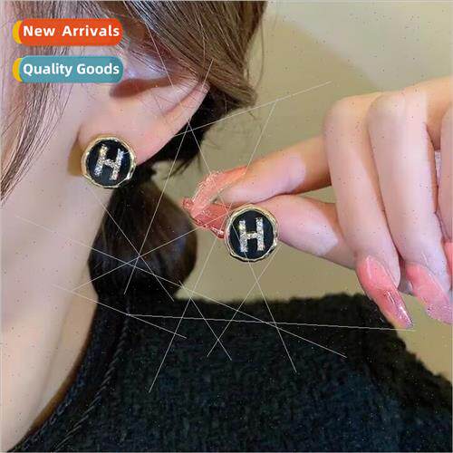 New tide niche premium alloy earrings delicate letters earri