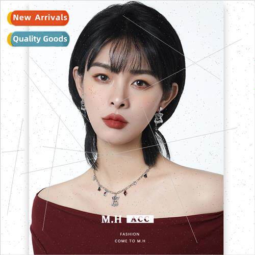 Drilling playing card elements necklace Europe delicate swea