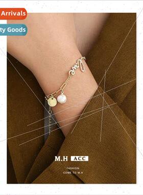 Natural Pearl Alphabet Bracelet Women che Strings Fashion mp
