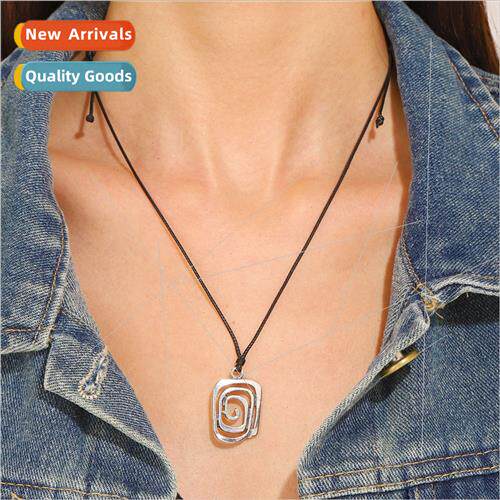 New swirl pendant fashion retro hand-woven leather cord clas
