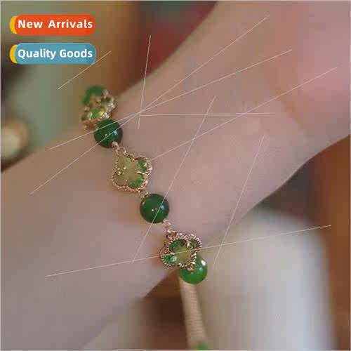 Natural green agate chalcedony four-leaf clover bracelet wom