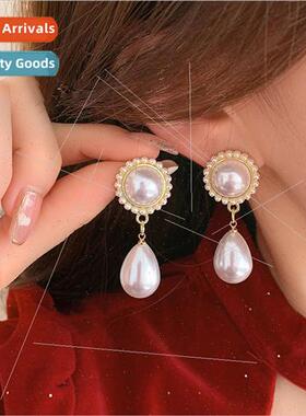 New Korea retro water drop pearl sense atmosphere niche earr