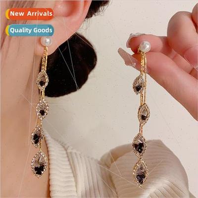 s925 silver needle delicate gradient black crystal drop tass