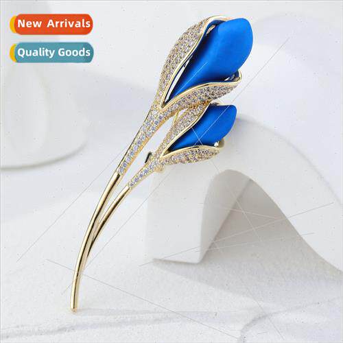 High-grade blue tulip brooch noble atmosphere copper zirconi