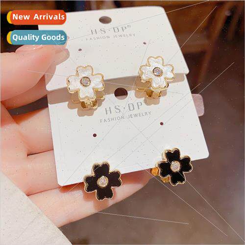 Small double-sided four-leaf flower earrings delicate versat