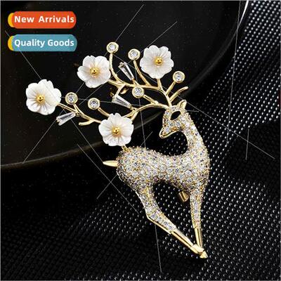 mple natural plum deer brooch high-grade dynamic elk corsage