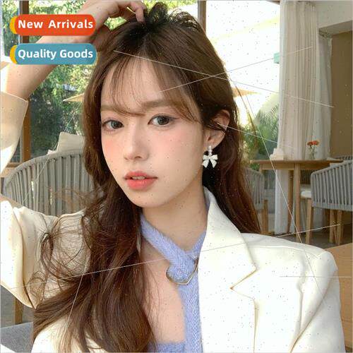 Milk white pearl bow earrings适用women niche sense ear clips