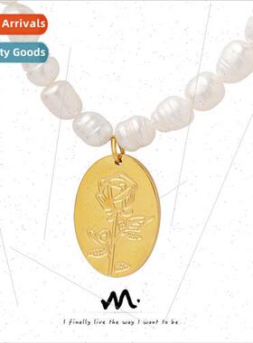 Fashion aesthetic tanium steel oval plate inlaid rose pendan