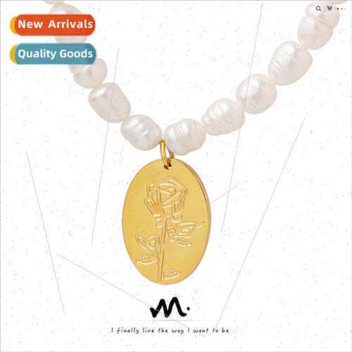 Fashion aesthetic tanium steel oval plate inlaid rose pendan